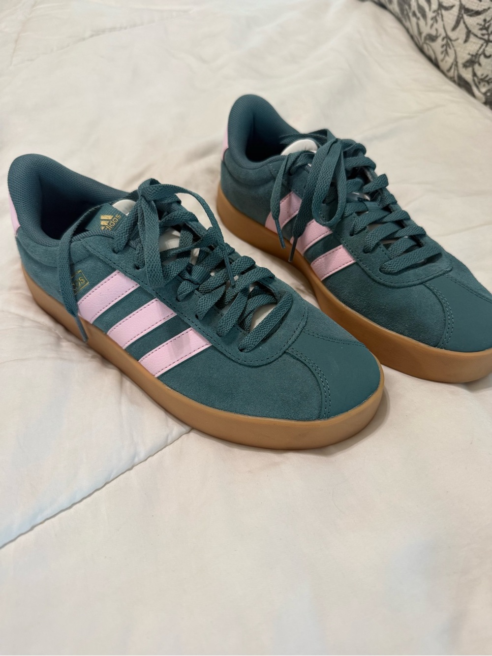 Adidas Women's LV Court 3.0